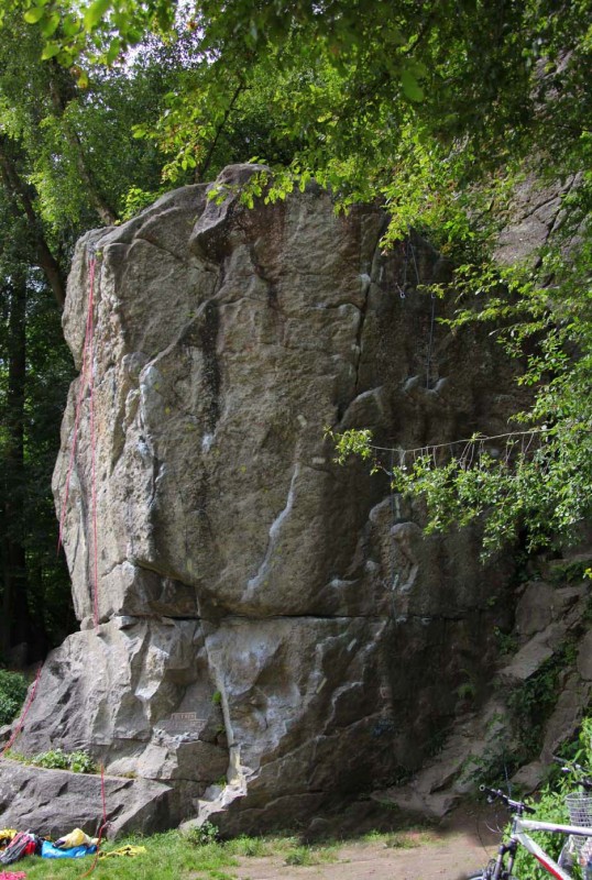 Felsfoto: Finde in der Routendatenbank von Extremklettern.de viele Infos über den Fels Extremfelsen vom Klettergebiet Inntal ➤ Klettertopo & Kletterführer ➤ 17.06.2025