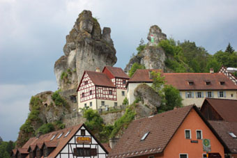 Klettern in der Fr&auml;nkischen Schweiz, Klettern und Bouldern im Frankenjura, Kletterf&uuml;hrer Frankenjura, Klettertopo Fr&auml;nkische Schweiz