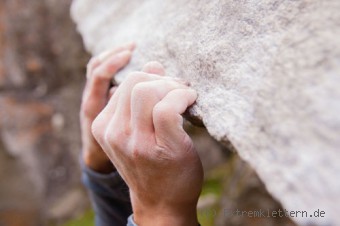 Grosse Belastungen der Schulter beim Klettern
