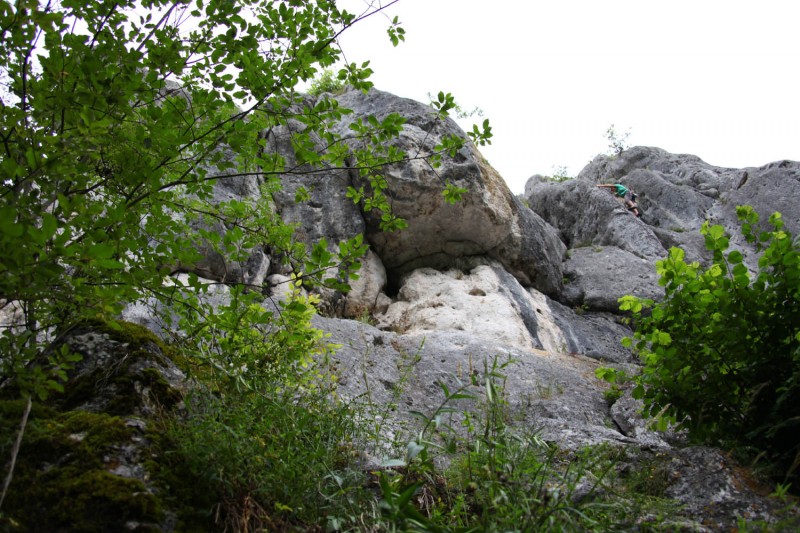 Felsfoto: Oberlandwand und 45 weitere Felsen im Klettergebiet Konstein (Südliches Frankenjura) ➤ Routen mit Schwierigkeitsgraden f&uuml;r den Fels Oberlandwand ➤ Klettertopo & Kletterf&uuml;hrer ➤ 19.05.2026