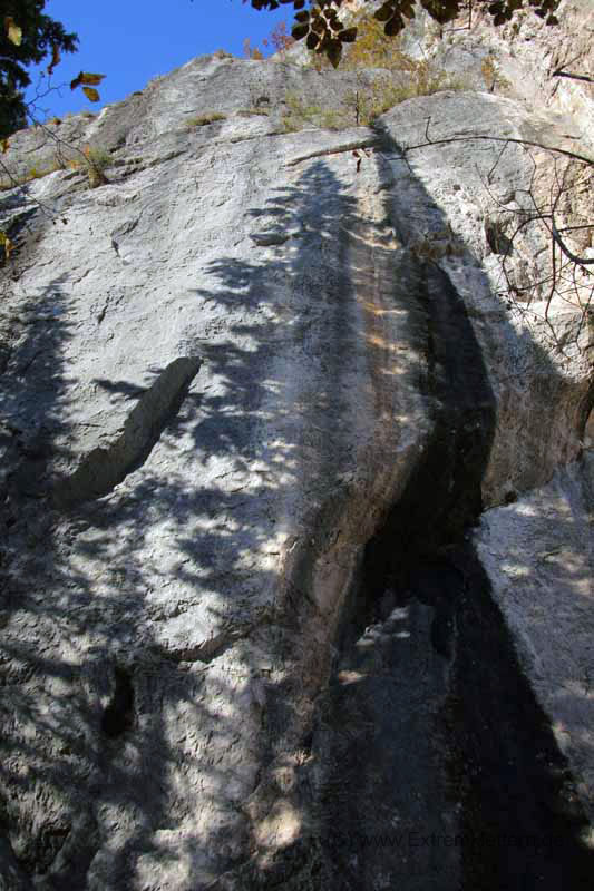 Felsfoto: Sport Roccia 86 und 148 weitere Felsen im Klettergebiet Arco (Gardasee) ➤ Routen mit Schwierigkeitsgraden f&uuml;r den Fels Sport Roccia 86 ➤ Klettertopo & Kletterf&uuml;hrer ➤ 21.05.2026