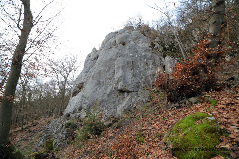 Felsfoto: Münchner Wand und 45 weitere Felsen im Klettergebiet Konstein (Südliches Frankenjura) ➤ Routen mit Schwierigkeitsgraden f&uuml;r den Fels Münchner Wand ➤ Klettertopo & Kletterf&uuml;hrer ➤ 19.05.2026