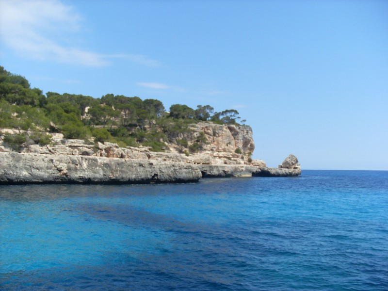 Felsfoto: Cala Santanyi und 21 weitere Felsen im Klettergebiet Mallorca ➤ Routen mit Schwierigkeitsgraden f&uuml;r den Fels Cala Santanyi ➤ Klettertopo & Kletterf&uuml;hrer ➤ 21.05.2026