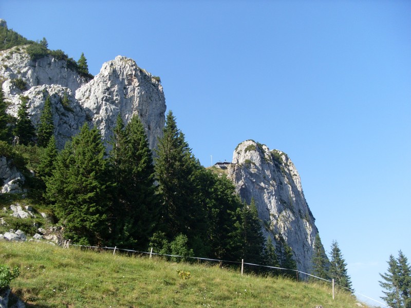 Felsfoto: Finde in der Routendatenbank von Extremklettern.de viele Infos &uuml;ber den Fels Ross- und Buchstein vom Klettergebiet Tegernseer Berge ➤ Klettertopo & Kletterf&uuml;hrer ➤ 18.05.2026