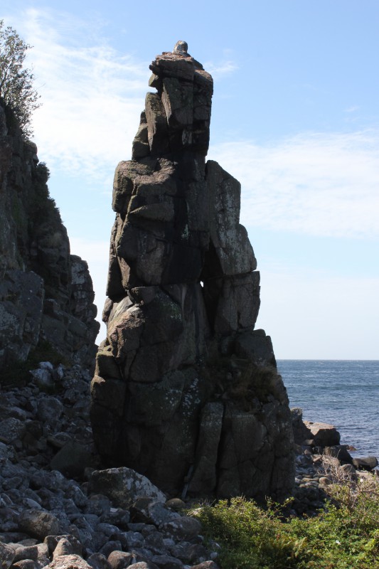 Felsfoto: Finde in der Routendatenbank von Extremklettern.de viele Infos &uuml;ber den Fels Krogeduren vom Klettergebiet Bornholm ➤ Klettertopo & Kletterf&uuml;hrer ➤ 30.08.2026